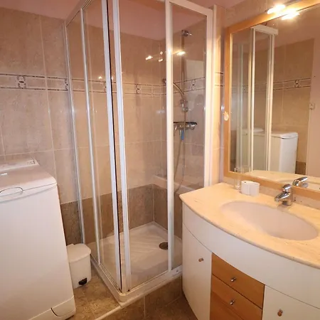 Apartment Marina 2 Pieces Avec Terrasse Et Parking, Animaux Admis, Proche - Fr-1-307-260 Le Grau-du-Roi