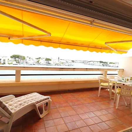 Marina 2 Pieces Avec Terrasse Et Parking, Animaux Admis, Proche - Fr-1-307-260 *