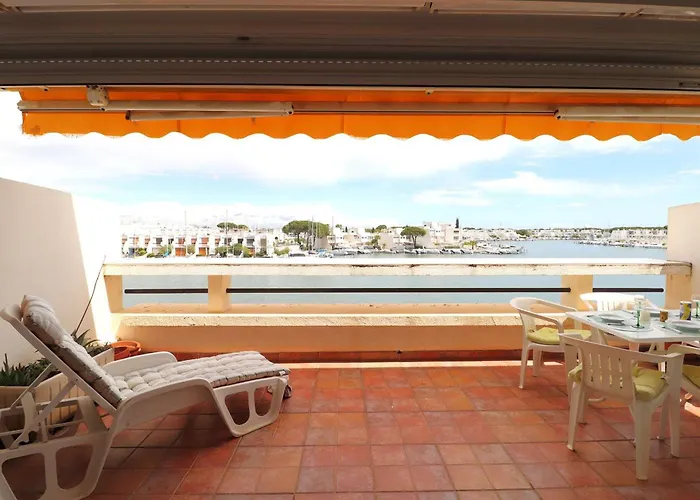 Apartmán Marina 2 Pieces Avec Terrasse Et Parking, Animaux Admis, Proche - Fr-1-307-260 Le Grau-du-Roi