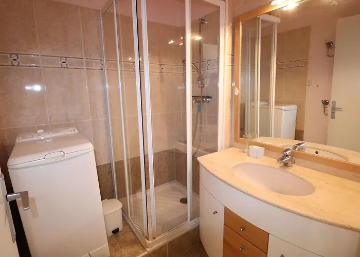 Apartmán Marina 2 Pieces Avec Terrasse Et Parking, Animaux Admis, Proche - Fr-1-307-260 Le Grau-du-Roi